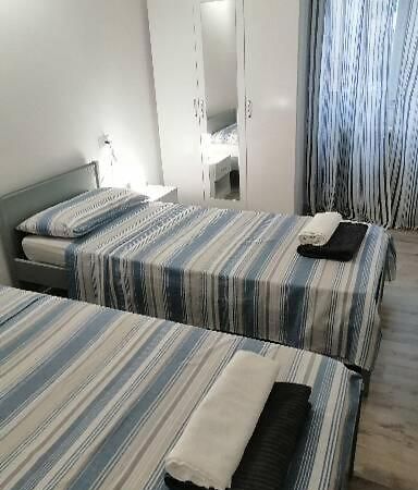 Albergo Blue Fish 上阿尔比索拉 外观 照片